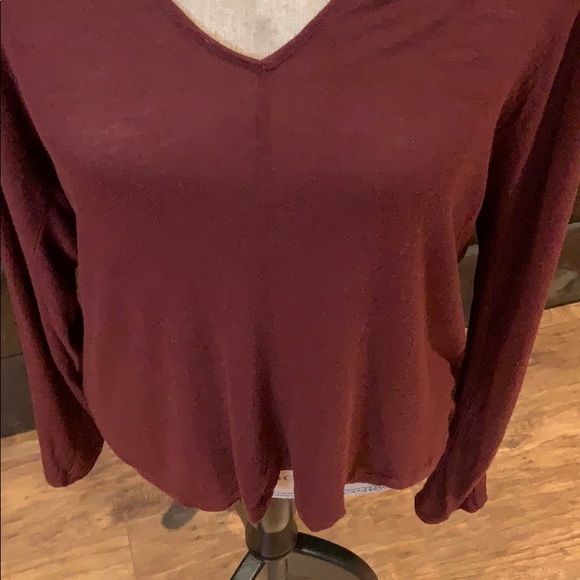 Wilfred vneck maroon long sleeve top - Picture 2 of 7